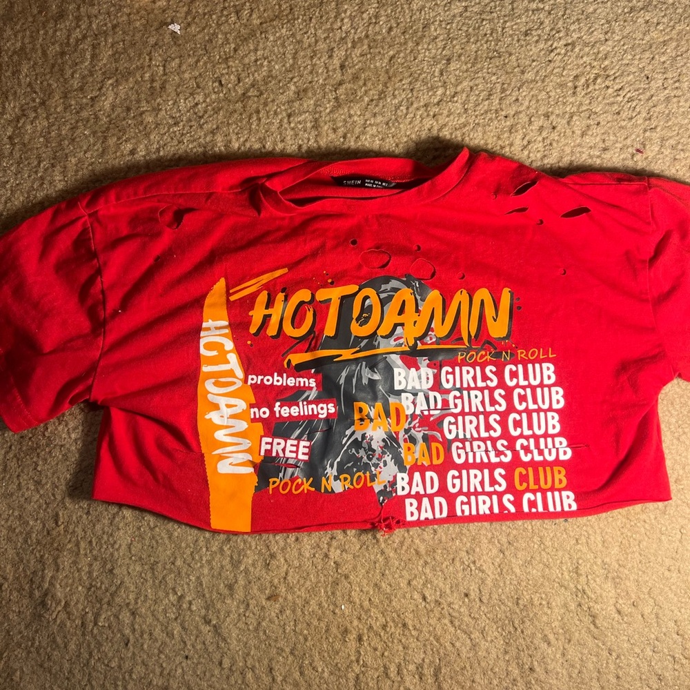 SHEIN Red Graphic Short Sleeve Tee